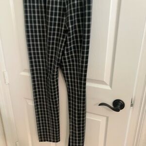 Ann Taylor Black and White Windowpane Plaid Pants